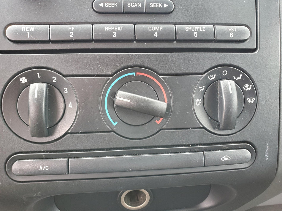 2004-2008 Ford F150 Heater A/C Control (manual)(non heated back glass OEM