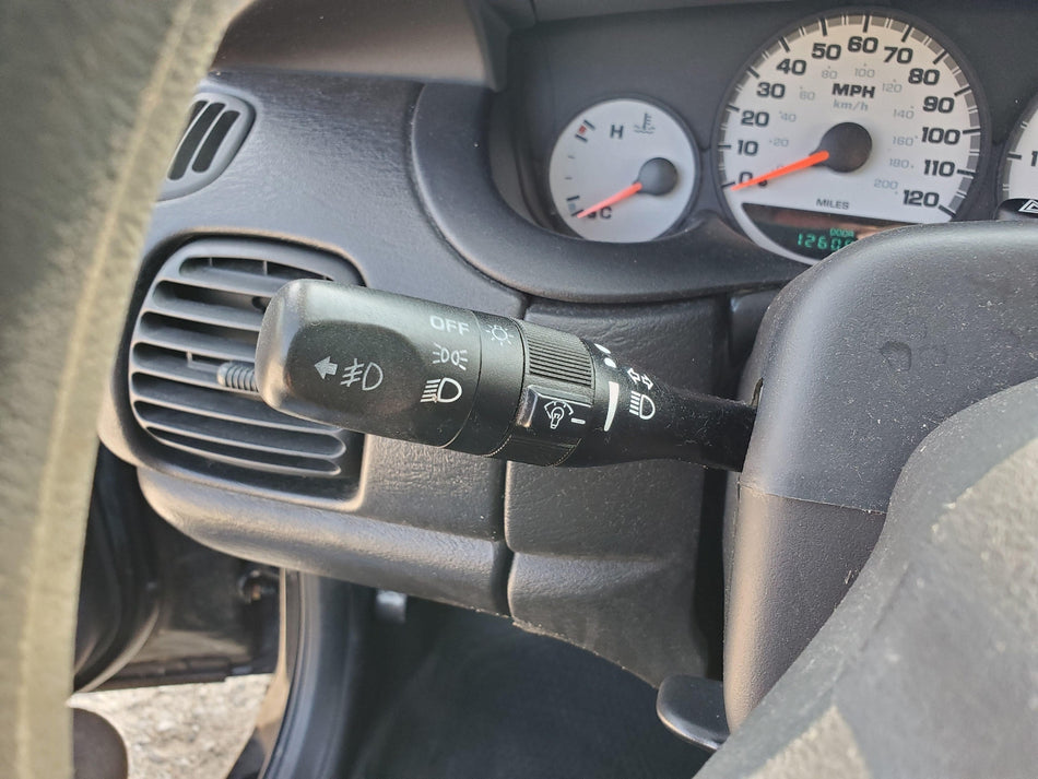 Headlight Turn Signal Switch (fog lamps) 2002-2005 Dodge Neon