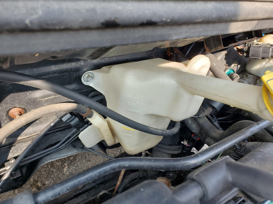 Coolant Recovery Bottle Reservoir (2.0L) 2002-2005 Dodge Neon