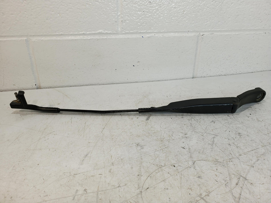 2002-2004 VW Passat Front LH Windshield Wiper Arm W8 3B1955409