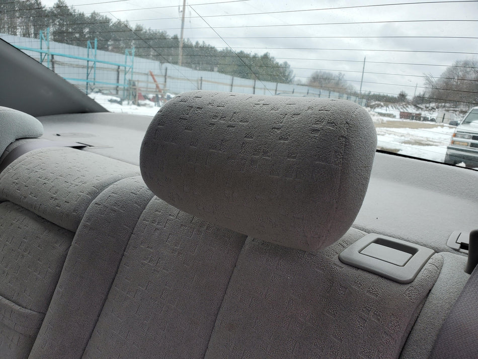 2006-2008 Hyundai Sonata Rear LH Seat Headrest (gray trim code FZ
