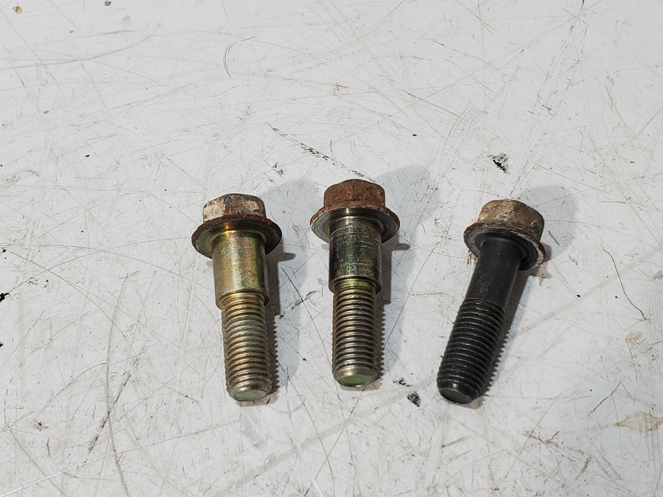 2005 Honda Pilot RH Jackshaft Mount Bolts