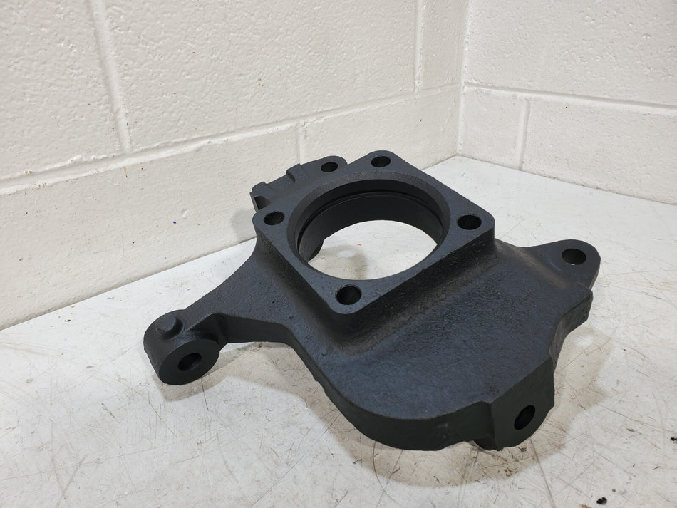 2001-2007 Chevy/GMC 1500 2500 3500 Silverado/Sierra Front RH Steering Knuckle