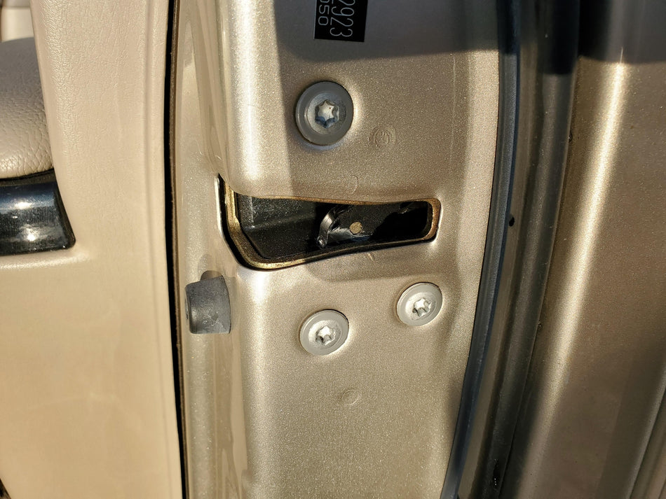 2004-2006 Toyota Sienna To 06/06 Front RH Door Latch Assembly (#10 IN DIAGRAM
