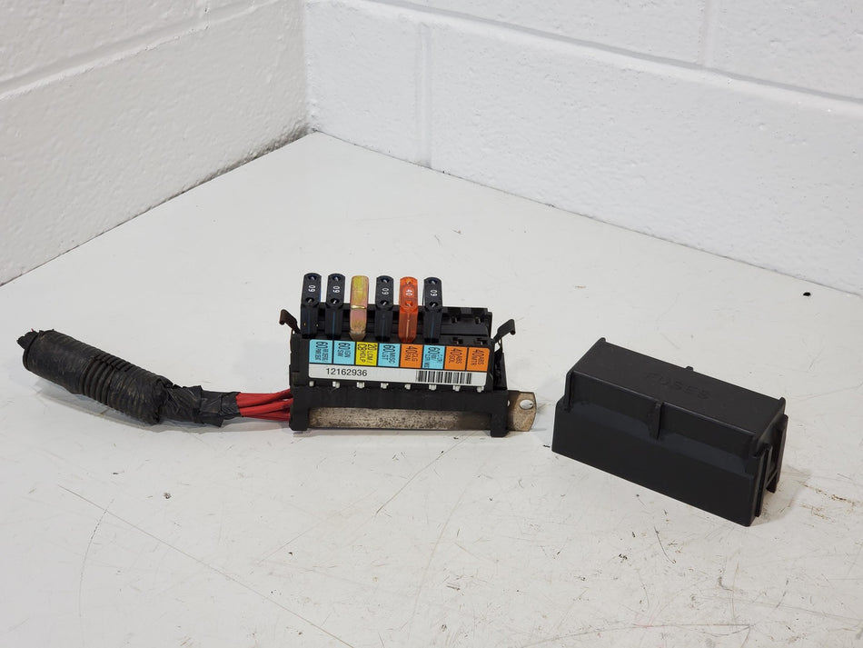 1996-1999 Buick LeSabre Engine Compartment Fuse Box OEM 12162936