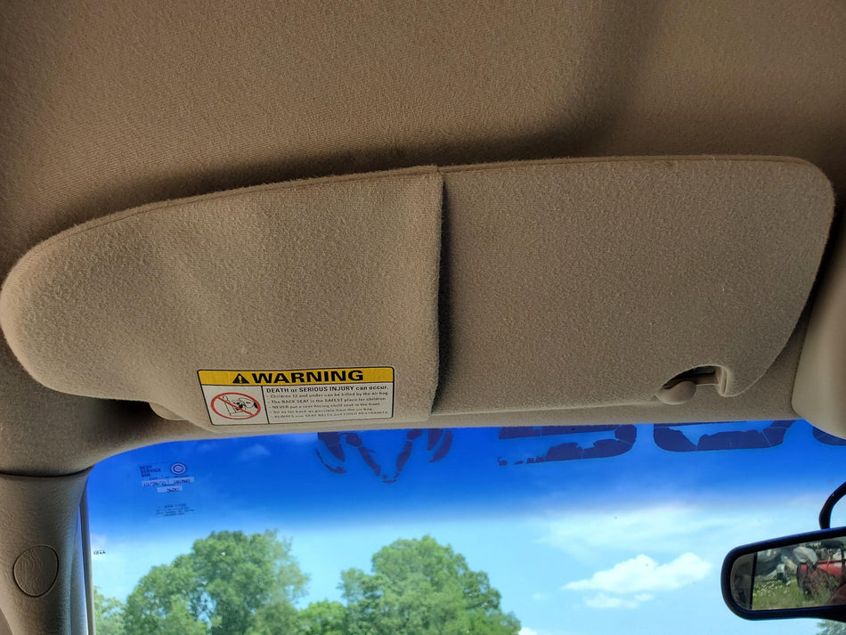 2002-2005 Dodge RAM 1500 LH Driver Sun Visor (quad cab 4 DR)(gray)