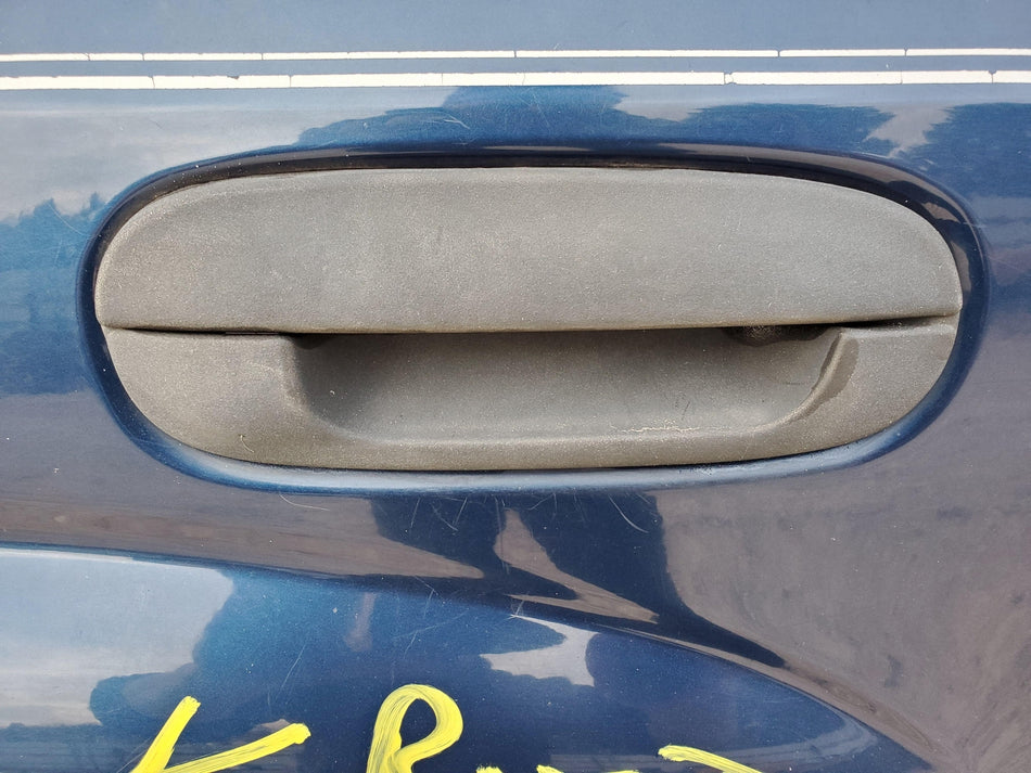 2002-2009 Chevy Trailblazer Right RH Rear Outside Door Handle Black Moulded