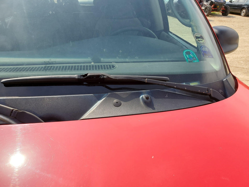 98 99 00 2001 02 03 Dodge Durango Front Left LH Wiper Arm