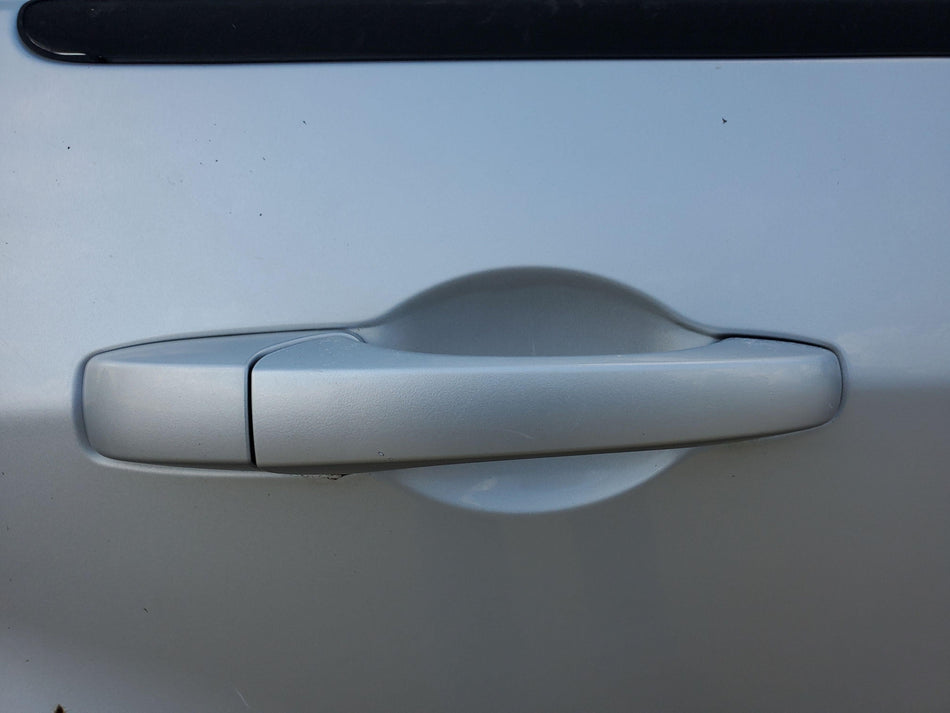 2006-2008 Dodge Magnum Rear RH Outside Door Handle Assembly (silver)