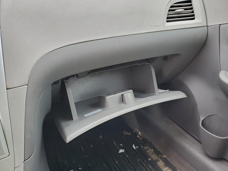 Glove Box Chevy MALIBU 10