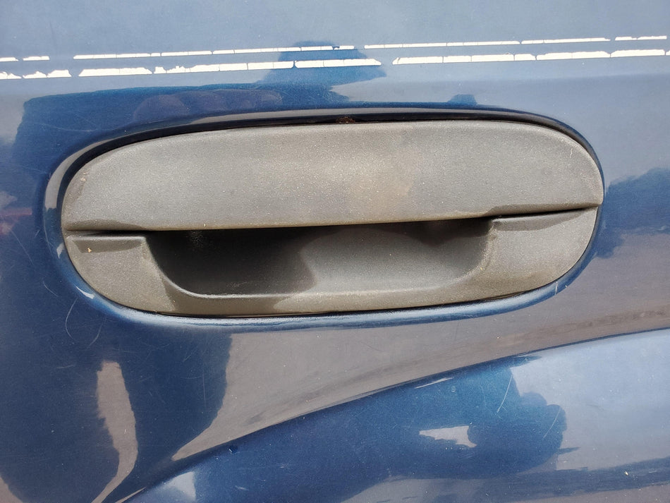 2002-2009 Chevy Trailblazer Left LH Rear Outside Door Handle Black Moulded