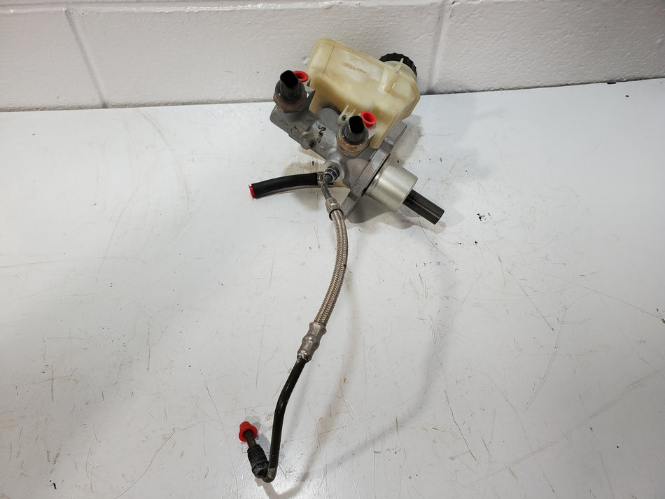 1999-2001 BMW 323 BRAKE MASTER CYL-with O DYNAMIC STAB CONT OEM