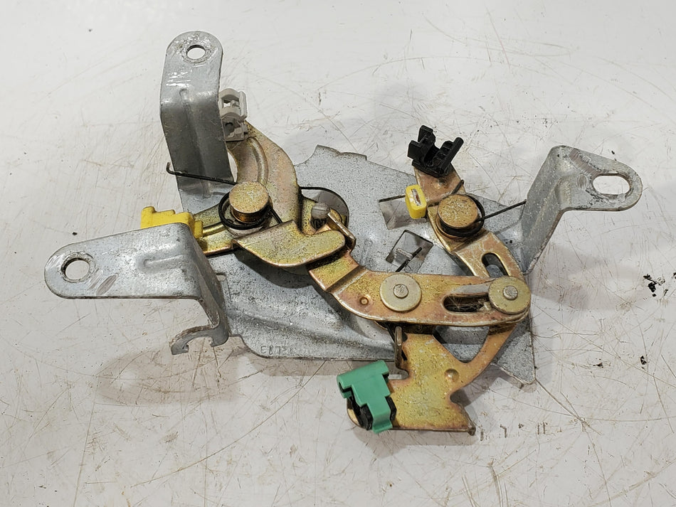 1999-2004 Ford F250 Rear LH Ext. Cab Door Latch Mechanism OEM