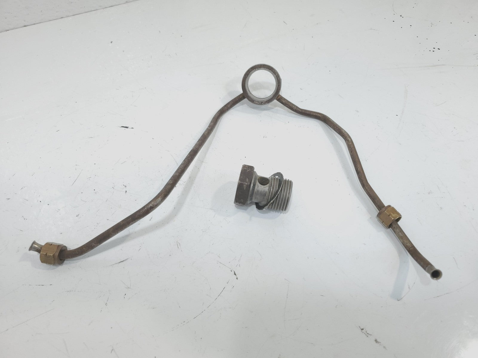 1994.5-1995 7.3L Ford Powerstroke Diesel OEM Fuel Supply Line with Banjo Fitting