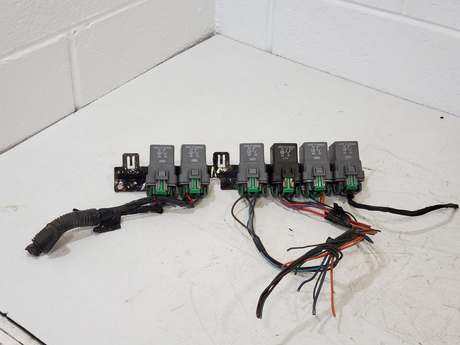 1996-1999 Buick LeSabre Engine Compartment Relays OEM 12177235 12177233