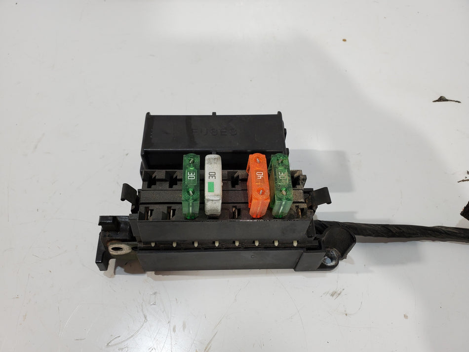 Engine Fuse Box BUICK PARK AVE 00 01 02 03 04 05