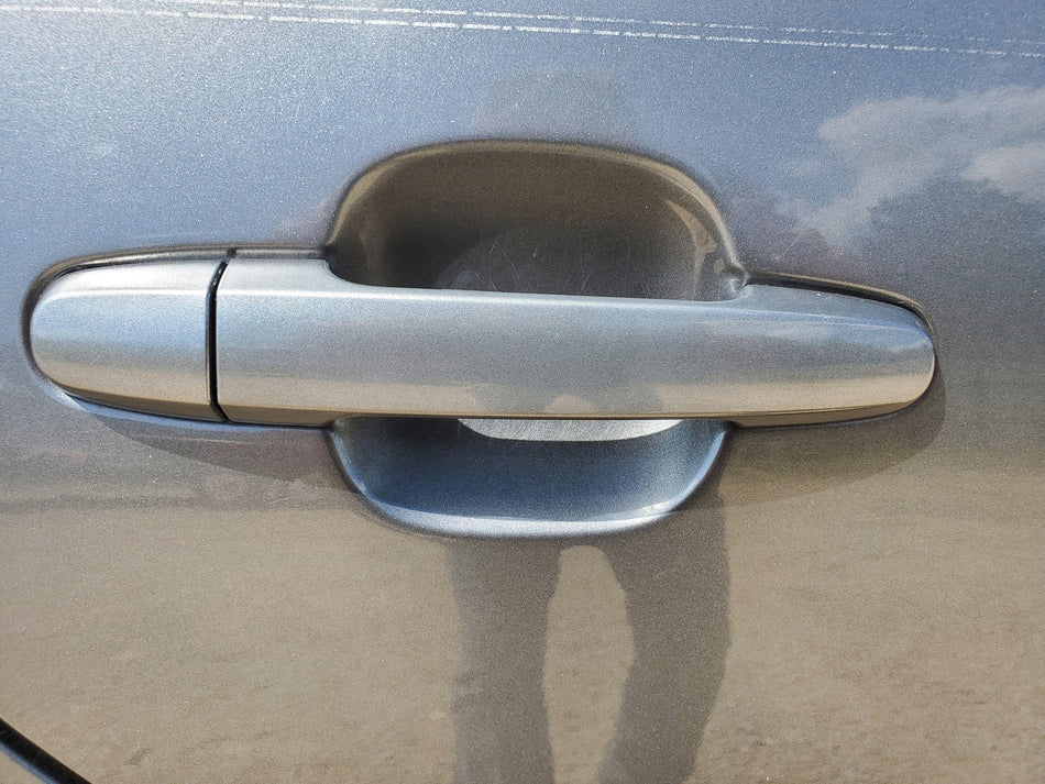 2002-2006 Toyota Camry Rear RH Outside Door Handle Assembly (1E3 gray)