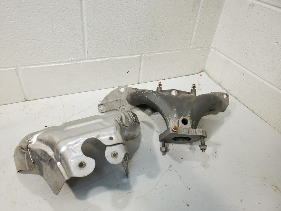 2010-2012 Ford Fusion Exhaust Manifold & Heat Shield 2.5L Vin A OEM Ford Escape