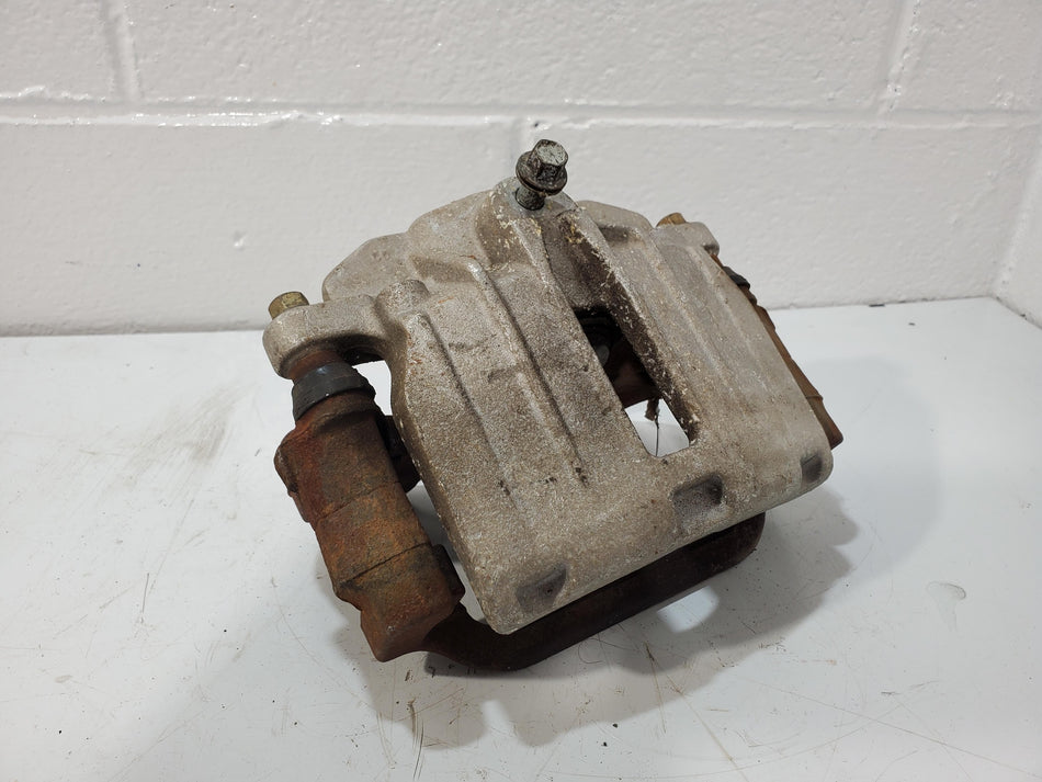 Caliper Chevy SILVERADO 1500 Left 99 00 01 02 05