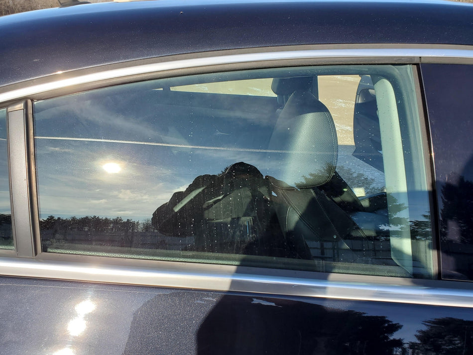 2009-2017 Volkswagen CC Rear RH Pass Side Door Glass/Window (AS2 solar tint
