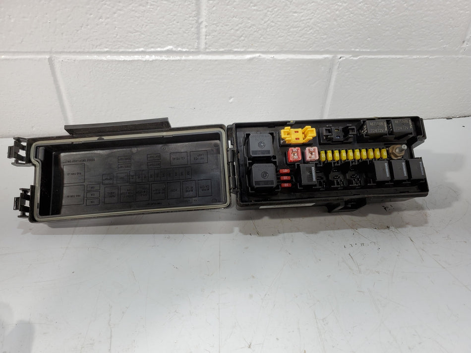 Engine Fuse Box (under hood)(power supply)(04692109AC) 2007 Jeep Commander