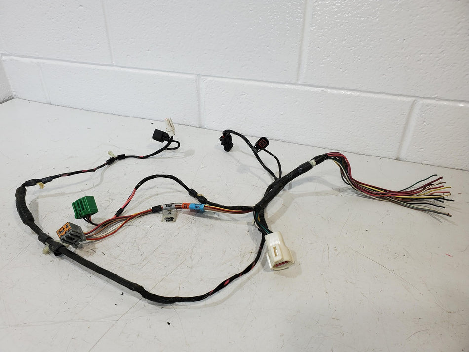2000-2007 Ford Taurus Front RH Door Wiring Harness Main Plug Cut 5F1T-14630-BA