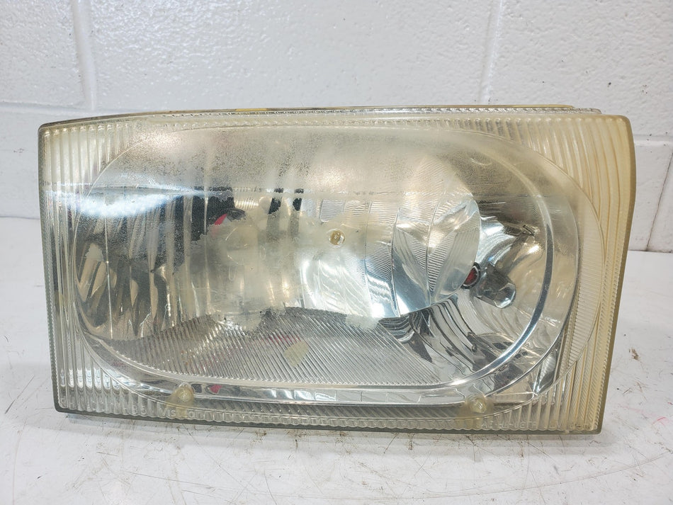 2002-2004 Ford F250 F350 F450 F550 RH Headlight Assembly Cloudy OEM