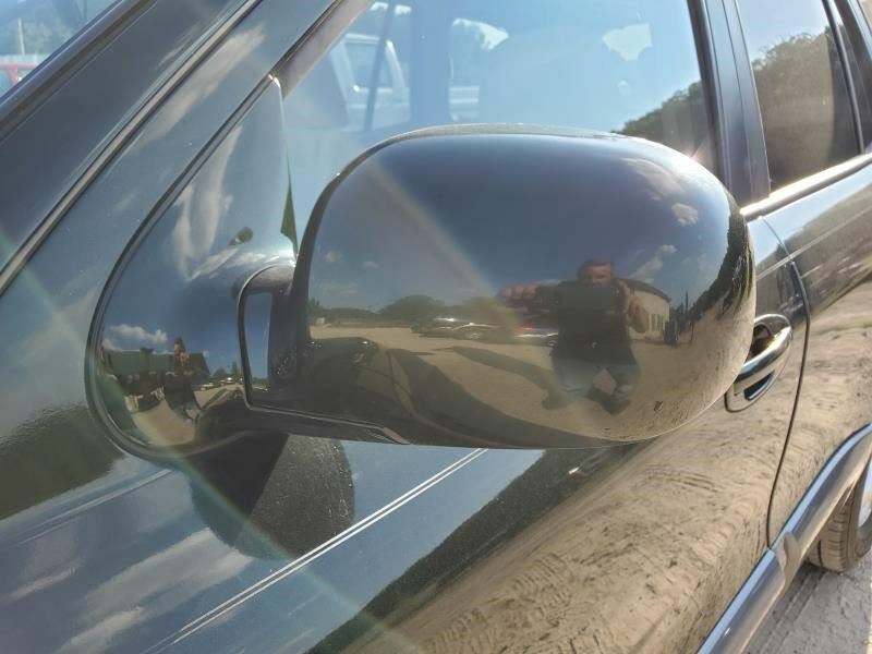 Driver Side View Mirror Power Non-heated Fits 05-06 SANTA FE 553