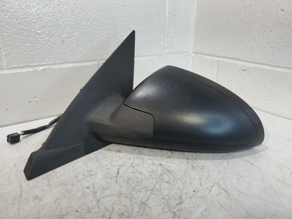 2004-2008 Chevy Malibu LH Driver Power Door Mirror No Heat 22727439