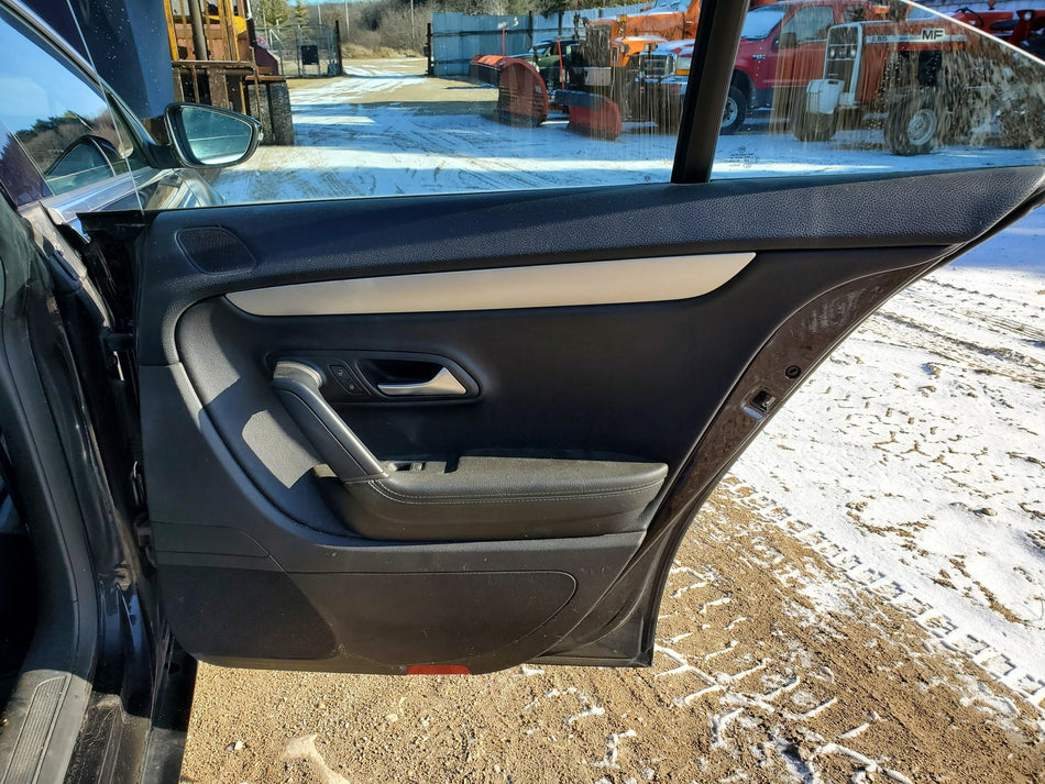 2009-2012 Volkswagen CC Rear RH Pass Side Inside Door Panel (black)(w/o monsoon