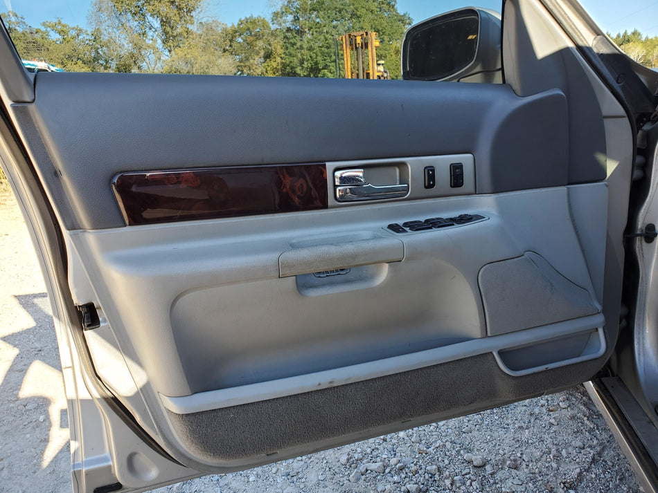 2005-2006 Lincoln LS Front LH Inside Door Panel (S dove gray OEM