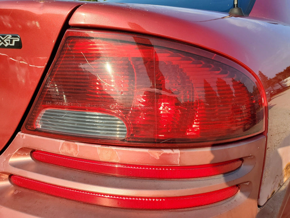 2001-2006 Dodge Stratus Right RH Rear Tail Light Assembly Sedan OEM