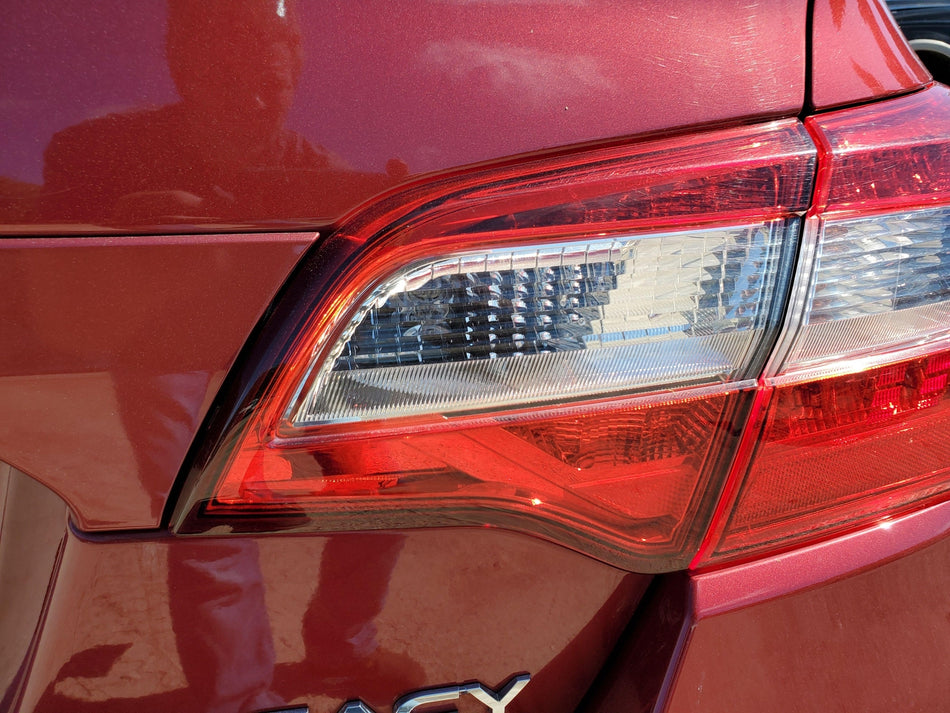 2015-2019 Subaru Legacy Rear RH Taillight Assembly (trunk lid mounted)(sdn