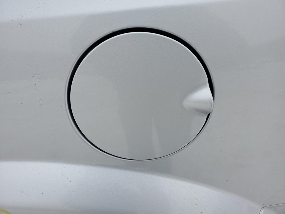 Fuel Tank Filler Door/Lid (silver) 2007-2012 Dodge Caliber