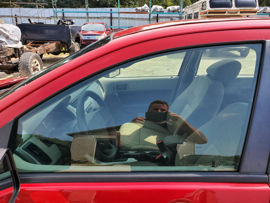 2008-2011 Ford Focus Front LH Door Glass/Window (AS2 solar tint)(sdn OEM