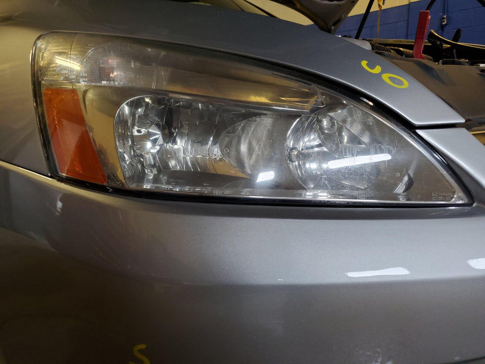 2003-2007 RH Headlamp Assembly Honda Accord OEM