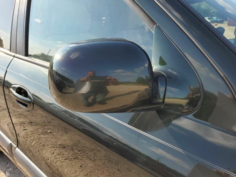 Passenger Side View Mirror Power Non-heated Fits 05-06 SANTA FE 552