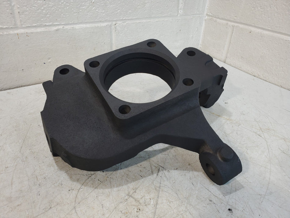 2001-2007 Chevy/GMC 1500 2500 3500 Silverado/Sierra Front RH Steering Knuckle