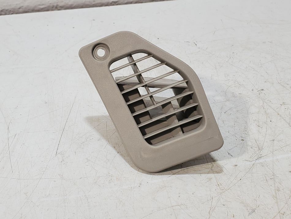2011-2018 Dodge Grand Caravan RH Lower Air Vent 2012 2013 2014 2015 2016 2017