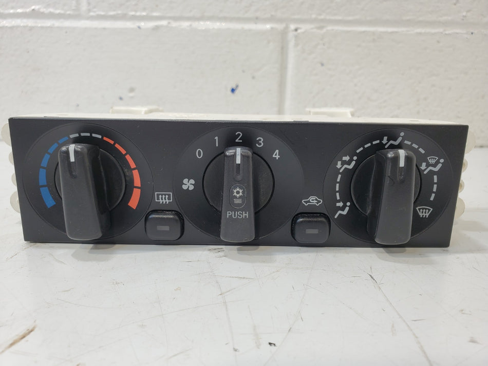 2003-2005 Mitsubishi Eclipse A/C Heater Control Coupe OEM MR958510