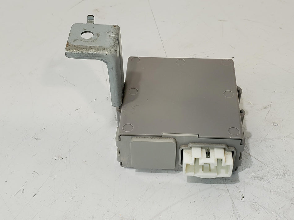 2006-2008 Mazda 6 Daytime Running Light Module DRL Auto Control OEM GP9B67750