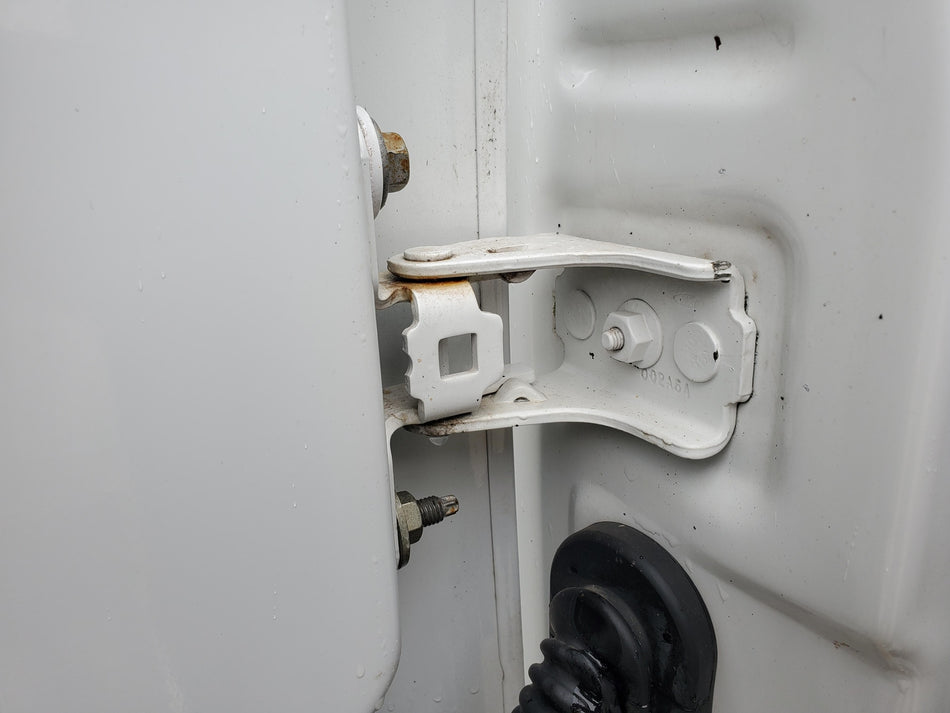 2004-2014 Ford F150 Rear RH Upper/Lower Door Hinges (oxford white)(super cab