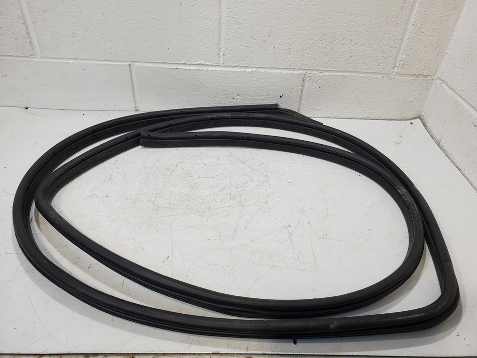 1992-2014 Ford E150 E250 E350 RH Barn Door Weather Stripping Seal 3C2Z15253A10AA