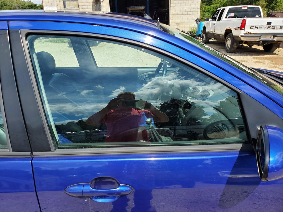 2000-2007 Ford Focus Front RH Door Glass/Window (AS2 tint)(exc. Cpe OEM