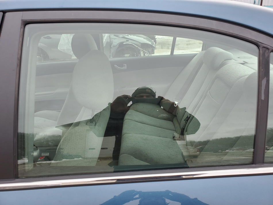 2006-2010 Hyundai Sonata Rear LH Door Glass/Window