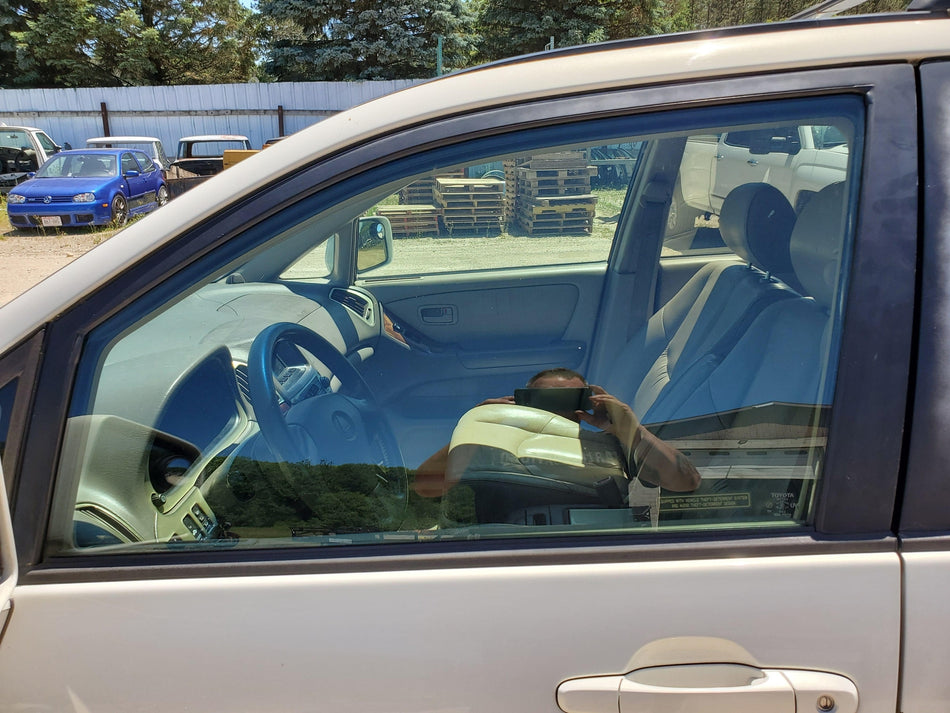 Front Door Glass/window LEXUS RX300 Left 99 00 01 02 03