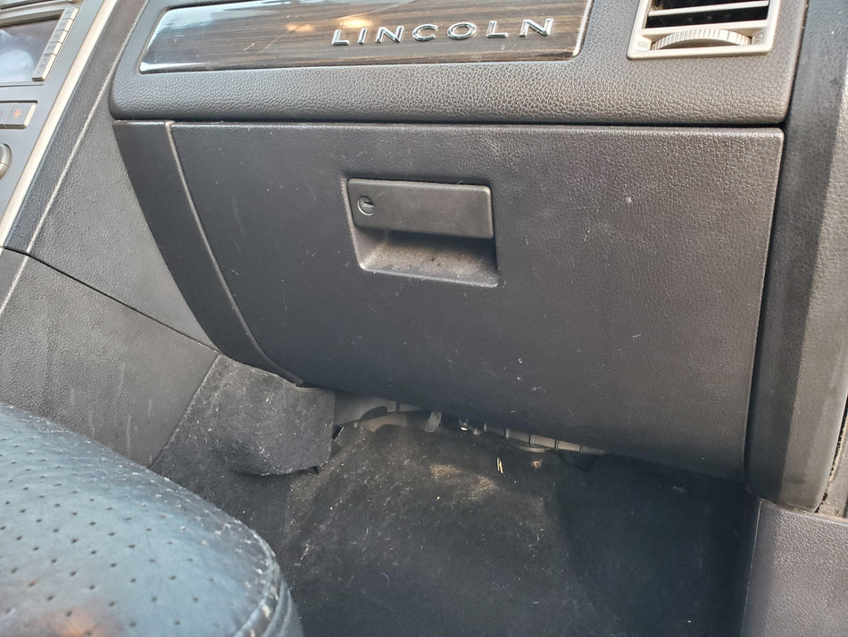2007-2010 Lincoln MKX Glove Box (black OEM