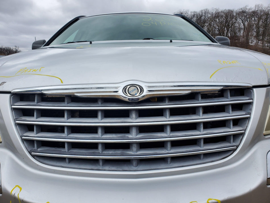 Grille 2004-2006 Chrysler Pacifica