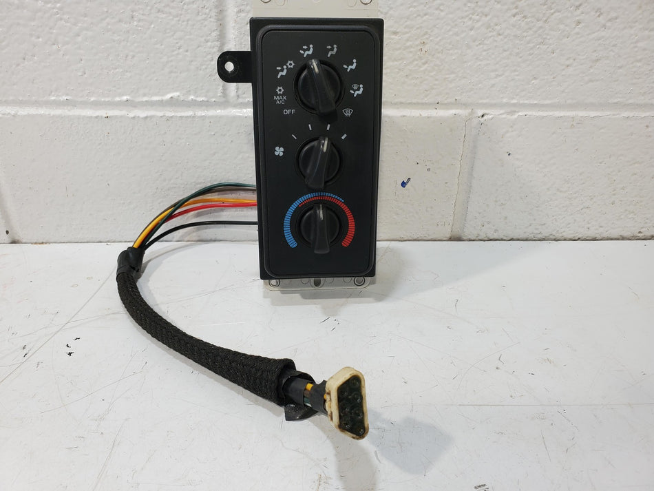 1999 Dodge Ram 1500 2500 3500 Heater A/C Control PN# 55056799AD