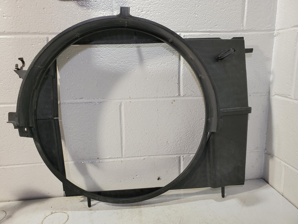 2004-2012 GMC/Chevy Canyon Colorado Radiator Cooling Fan Shroud (3.5/3.7L